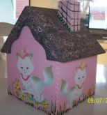 Casinha porta treco rosa gatinha Marie