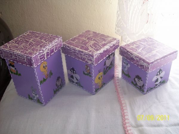 Kit 3 potinhos lilás Looney Tunes